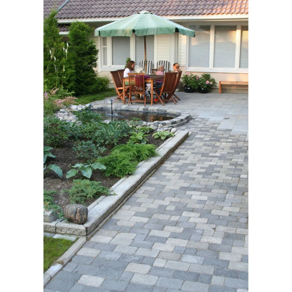 New Lakka Rakennustuotteet Antiikkikivi Lakka puolikas 119x89x60 mm musta