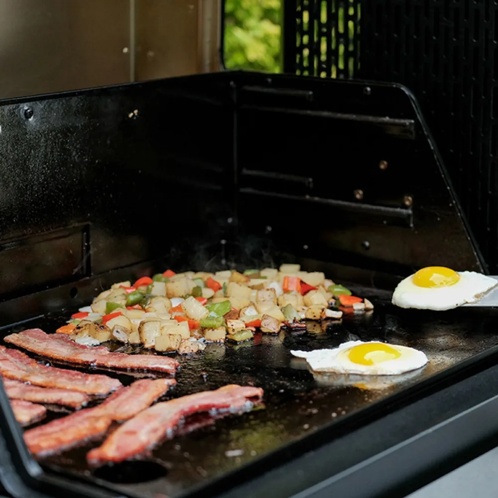 Online Masterbuilt BBQ-hiiligrilli/savustin Gravity Series 800, digitaalinen, wifi-ohjattava