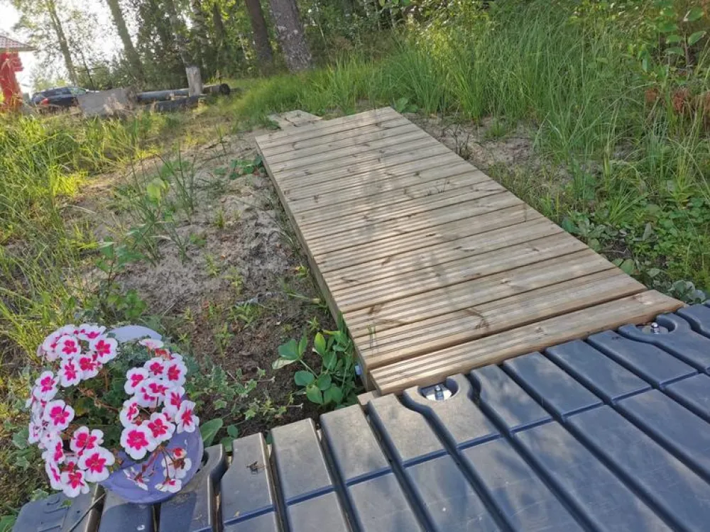 Outlet Jita Käyntisilta 0,8x2,4 m Toriseva-laituriin