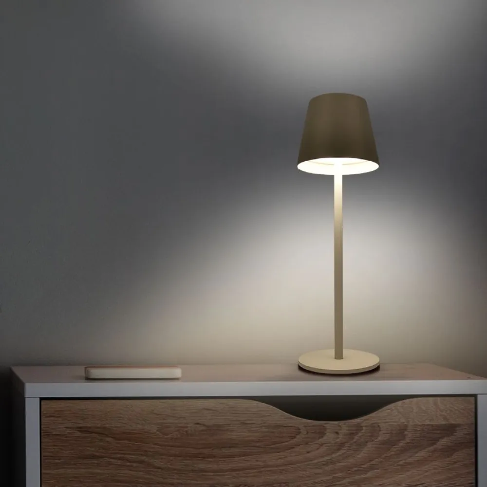 New LED Energie Ladattava LED-pöytävalaisin Praha, 3CCT, himmennettävä