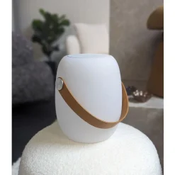 Discount House Nordic Ladattava pöytävalaisin Cardiff, Bluetooth-kaiuttimella, ø18cm, sisä- ja ulkokäyttöön, valkoinen/ruskea