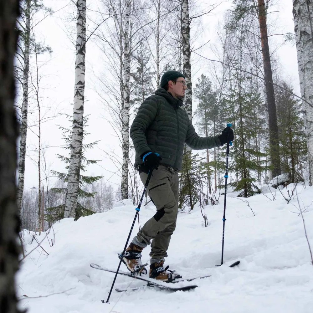 Online Trekker Liukulumikengät 130 cm + siteet