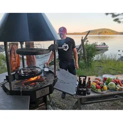 Carelia Grill Pihagrilli ® 9K-80 Premium korkea musta