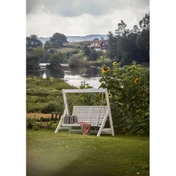 New Hillerstorp Pihakeinu Marstrand, 3-istuttava, hiekka