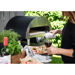 New Venture Home Pizzauuni Sentosa, kaasulämmitteinen, musta