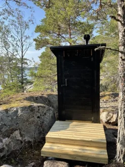 Online Biolan PremiumPuucee-paketti VOL1.1. 1.5m², sis. Miljöökoriste Puucee ja Kompostikäymälä Eco