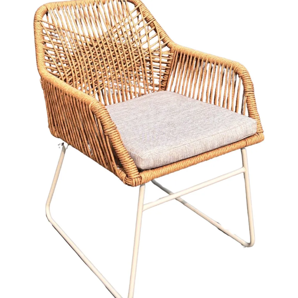 Online Baltic Garden Pyöreä ruokailuryhmä Palermo pöytä, Ø 130 cm, 4 kpl Seville-nojatuolia