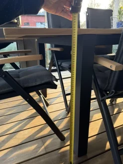 Clearance Comfort Garden Ruokailuryhmä Las Vegas 220/280 cm jatkettava pöytä + 8 säädettävää tuoli musta/tiikki
