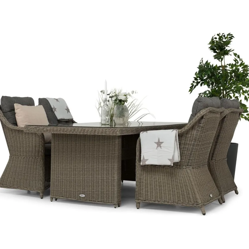 Discount Comfort Garden Ruokailuryhmä Marcus 200 cm pöytä + 4 nojatuolia ruskeanharmaa