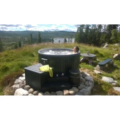 SpaDealers Ulkoporeallas TopSpa XS Wifi, 6 hlöä, eristetty, black marble