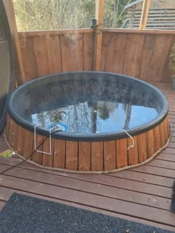 Hot PW-Spa Upotettava kylpytynnyri Terrace 6-8 hlöä eri värejä
